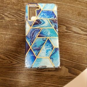 Samsung Galaxy S21 case and premium glass screen protector